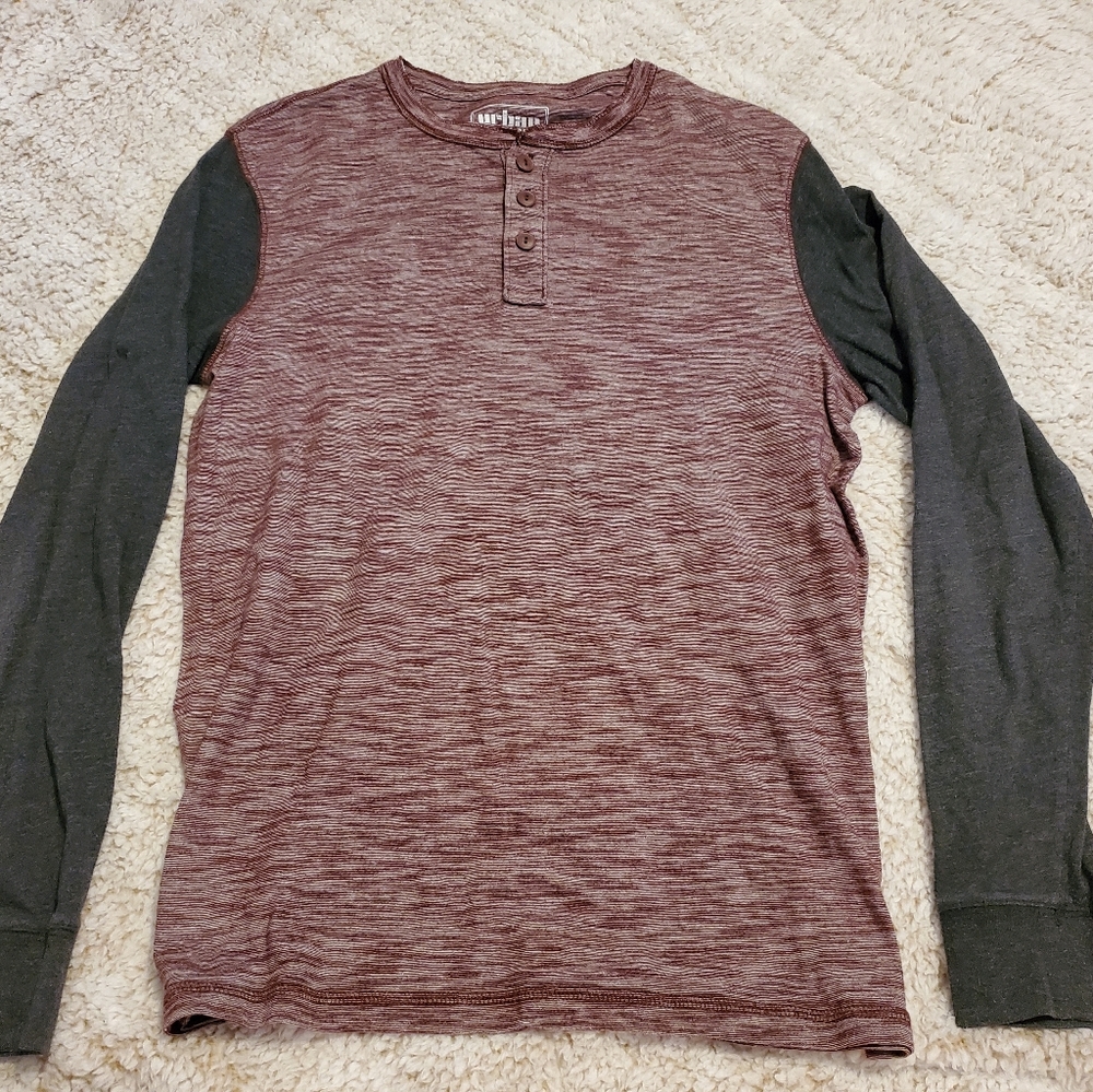 Light long sleeve shirt